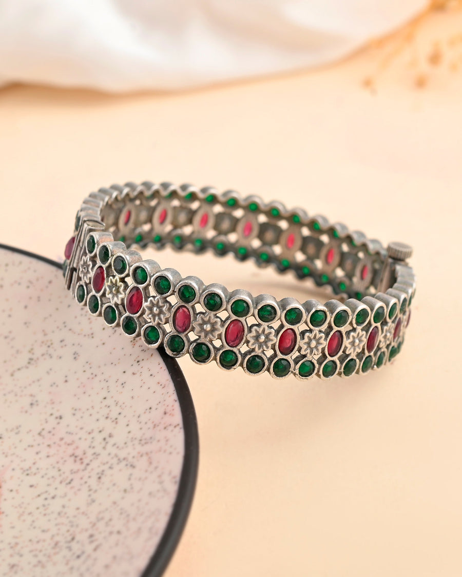 The Ultimate Guide to Shopping for Brass Bracelets Online